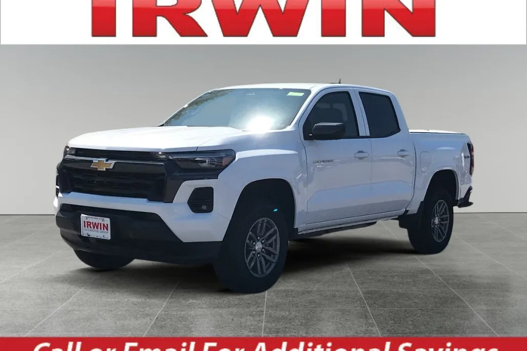 2025 Chevrolet Colorado Work Truck LT photo 1