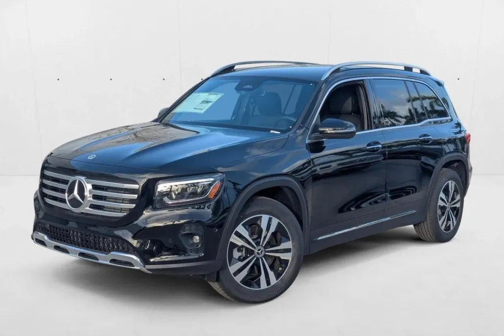 2025 Mercedes Benz GLB 250 photo 1