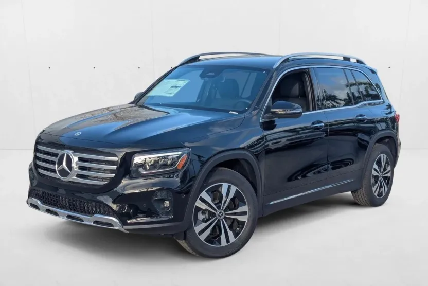 2025 Mercedes Benz GLB 250 photo 1