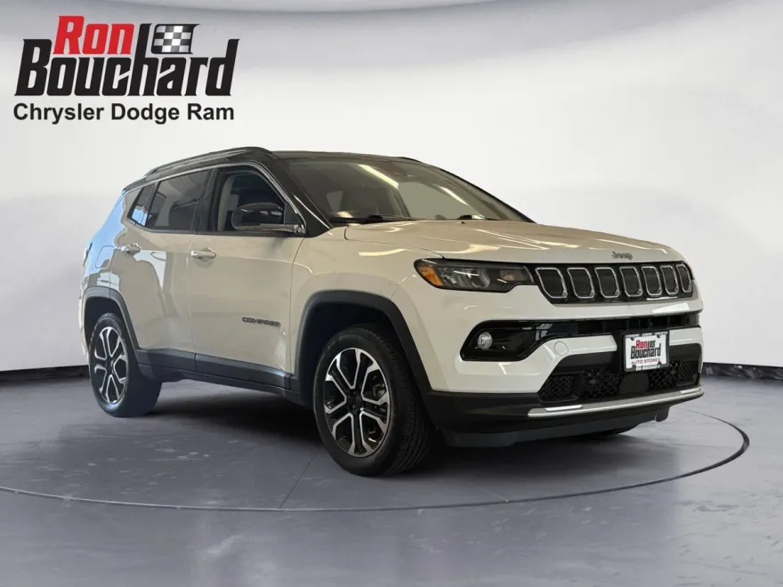 2022 Jeep Compass Limited photo 1
