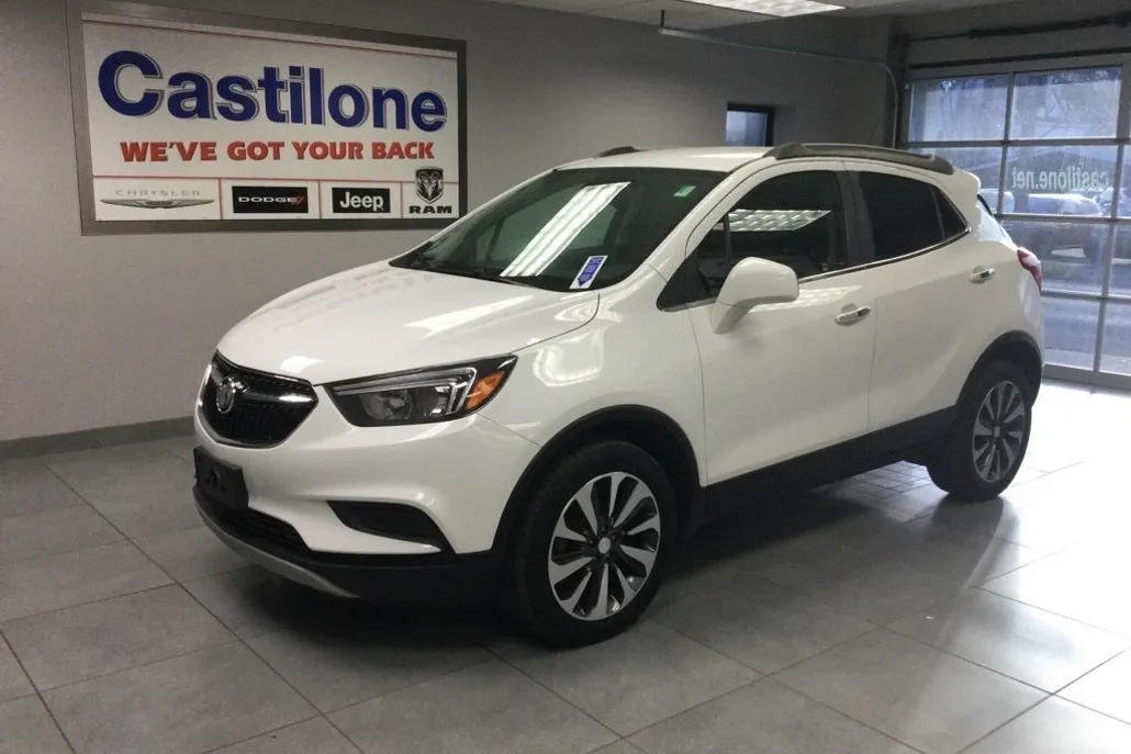 2021 Buick Encore Preferred photo 1
