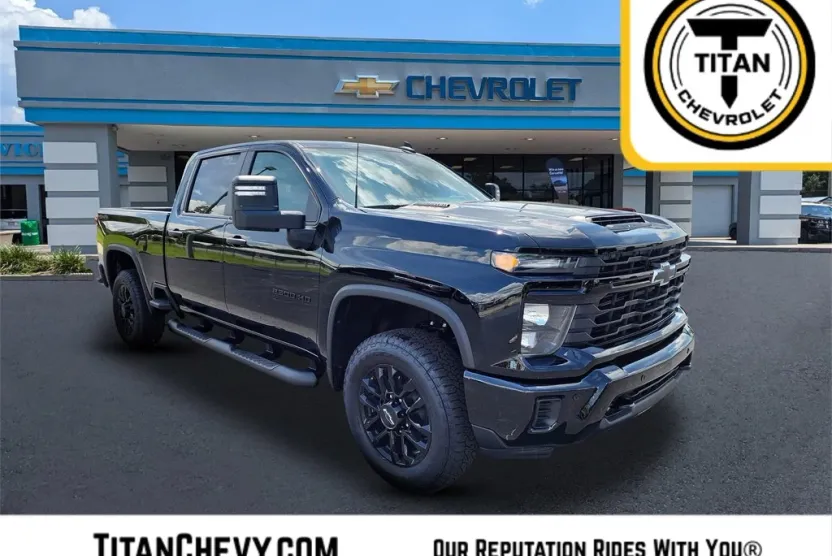 2025 Chevrolet Silverado 2500HD Custom photo 1