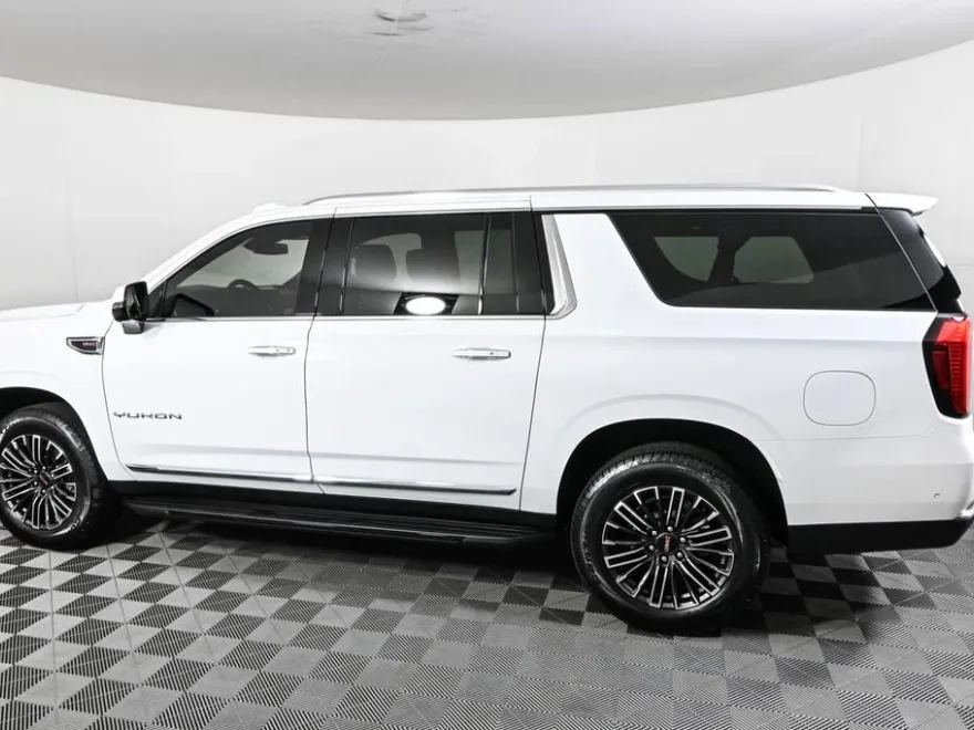 2026 Gmc Yukon XL photo 1