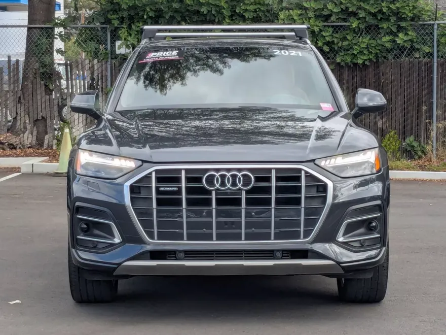 2021 Audi Q5 45 Premium photo 1