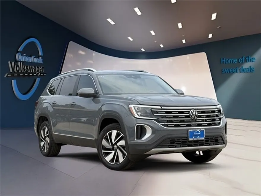 2025 Volkswagen Atlas SEL photo 1