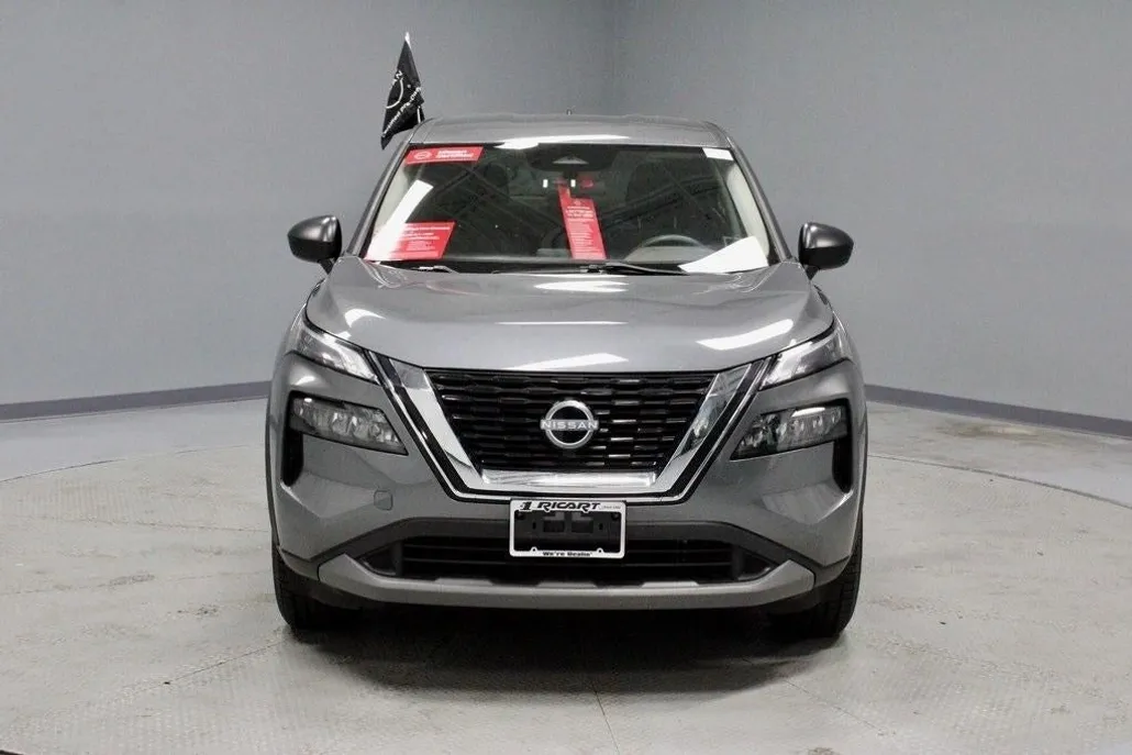 2023 Nissan Rogue S photo 1