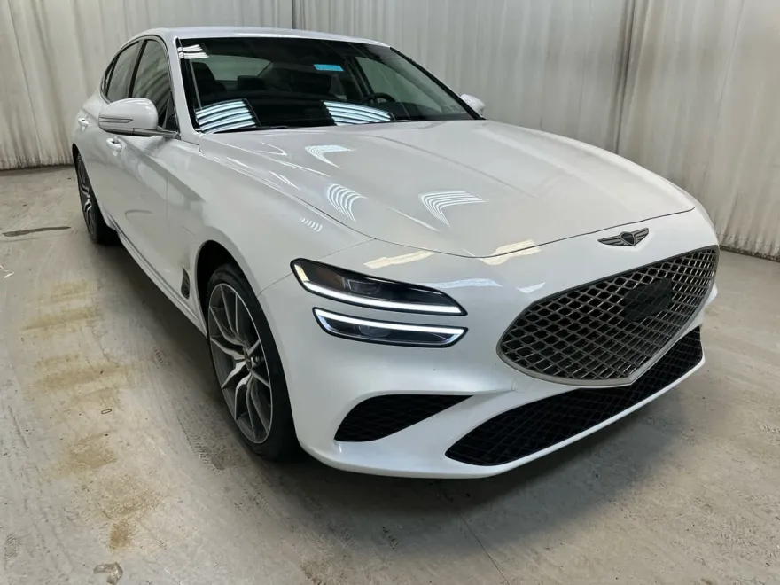 2025 Genesis G70 2.5T photo 1