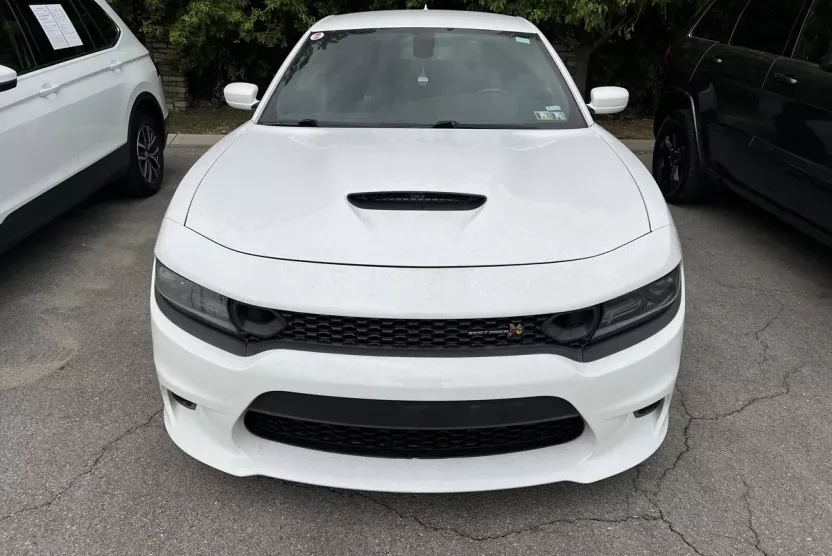 2019 Dodge Charger Scat Pack photo 1
