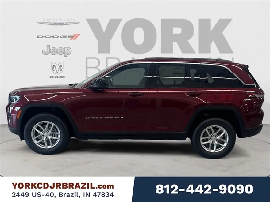 2025 Jeep Grand Cherokee Laredo X photo 1