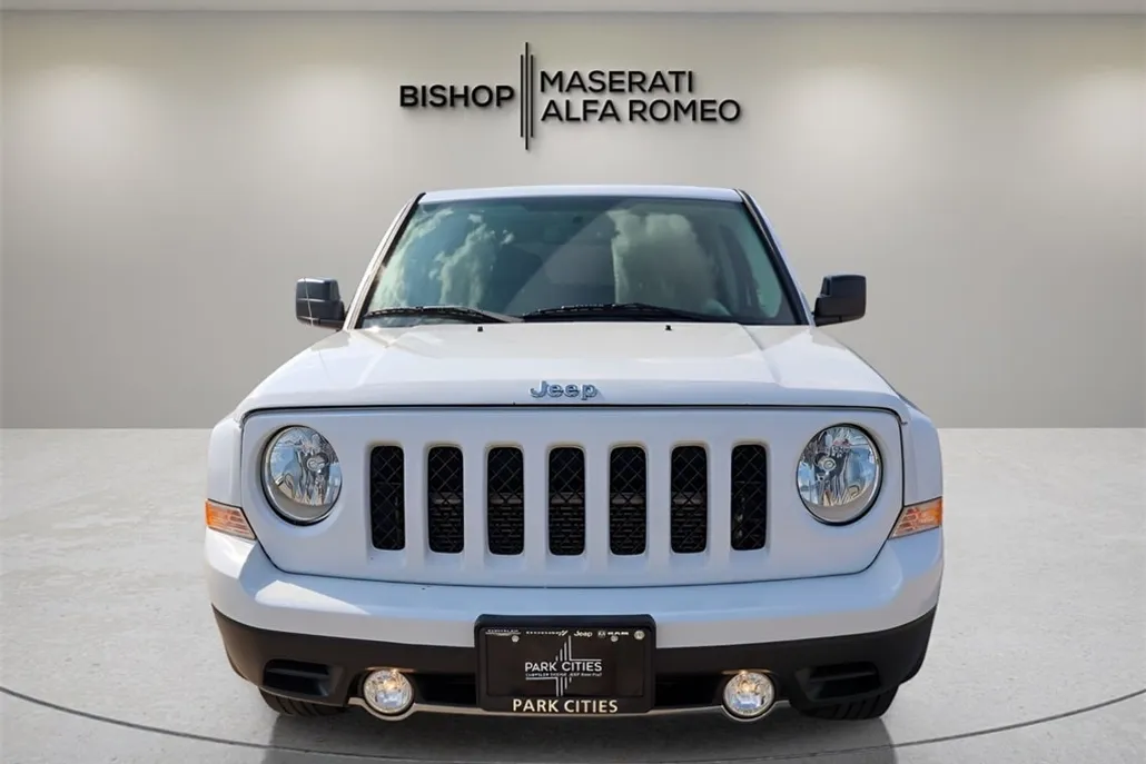 2016 Jeep Patriot High Altitude photo 1