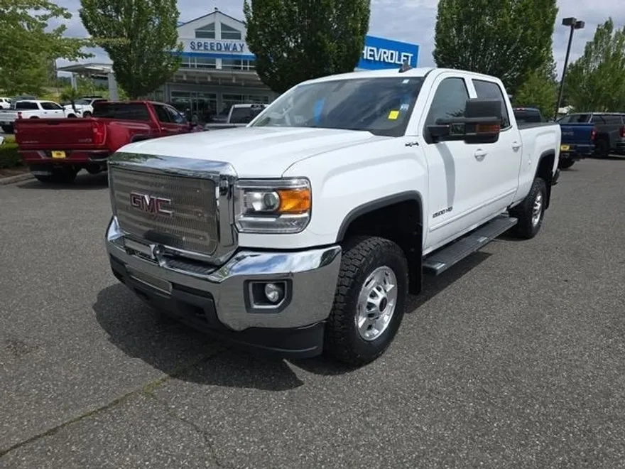 2017 Gmc Sierra 2500 HD SLE photo 1