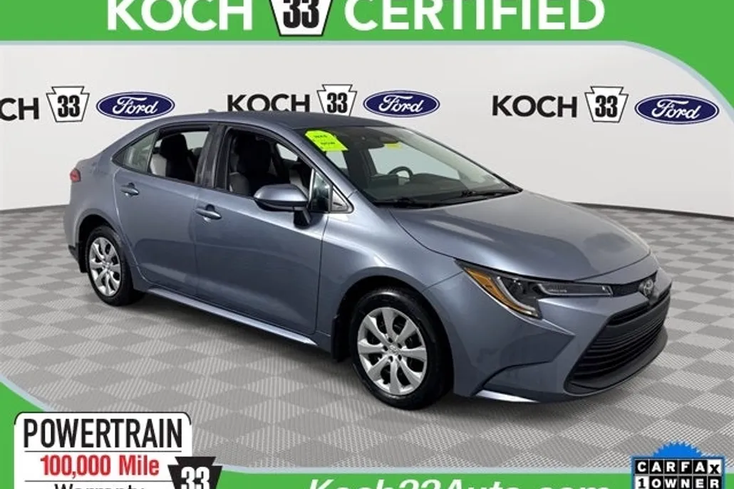 2024 Toyota Corolla LE photo 1