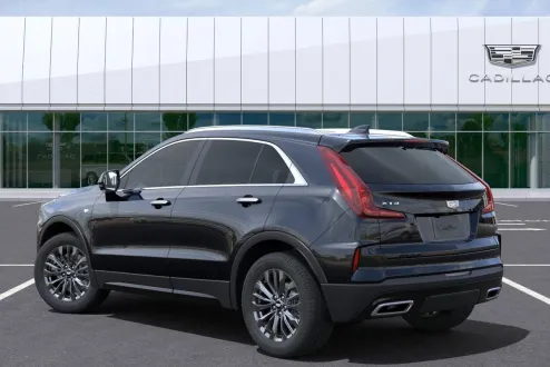 2025 Cadillac XT4 Premium Luxury photo 3