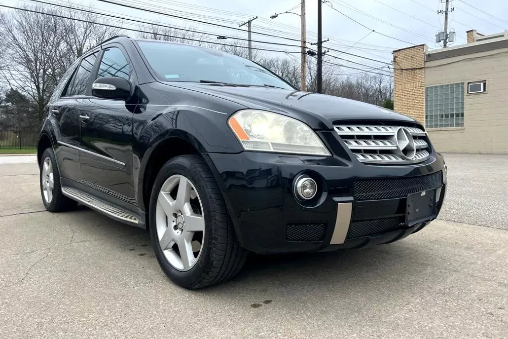 2008 Mercedes Benz ML 550 photo 1