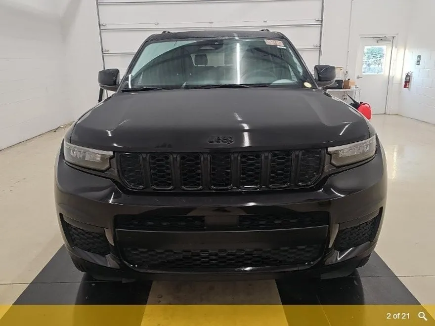 2024 Jeep Grand Cherokee Altitude photo 1