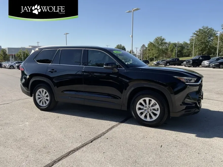 2025 Toyota Grand Highlander XLE photo 1