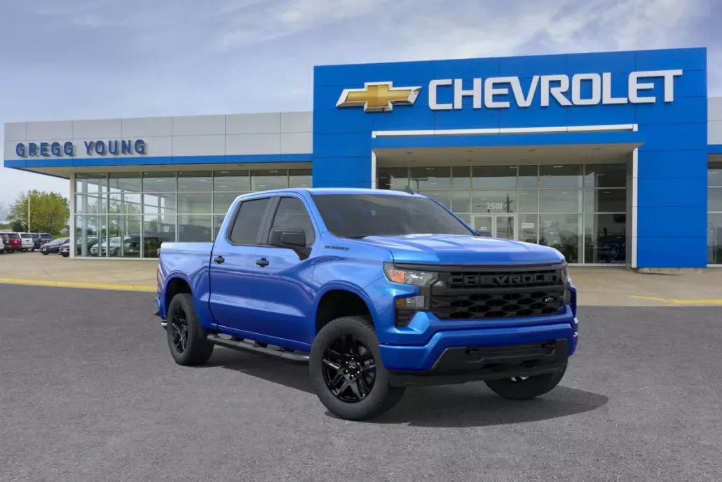 2025 Chevrolet Silverado 1500 Custom photo 1