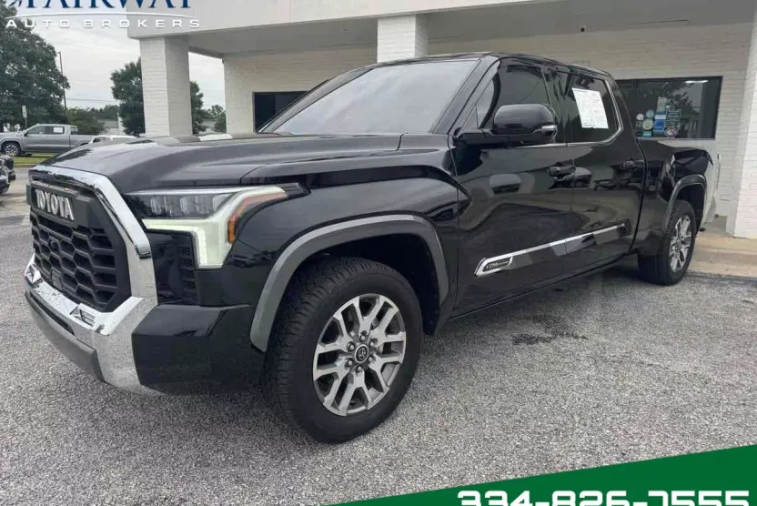 2023 Toyota Tundra 1794 Edition CrewMax photo 1