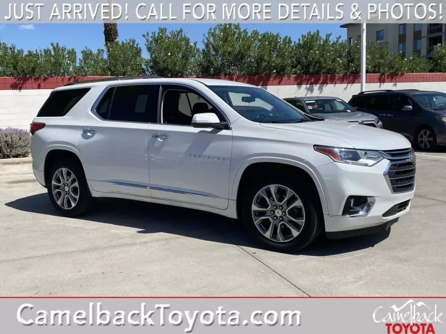 2021 Chevrolet Traverse Premier photo 1