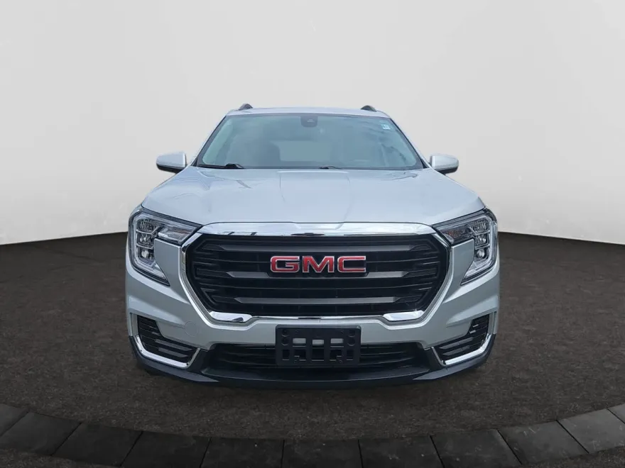 2022 Gmc Terrain SLE photo 1