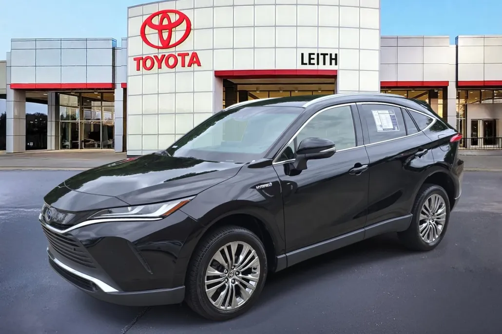2021 Toyota Venza XLE photo 1