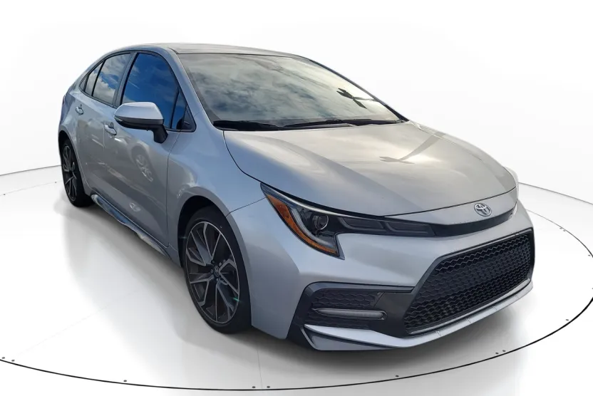 2022 Toyota Corolla SE photo 1