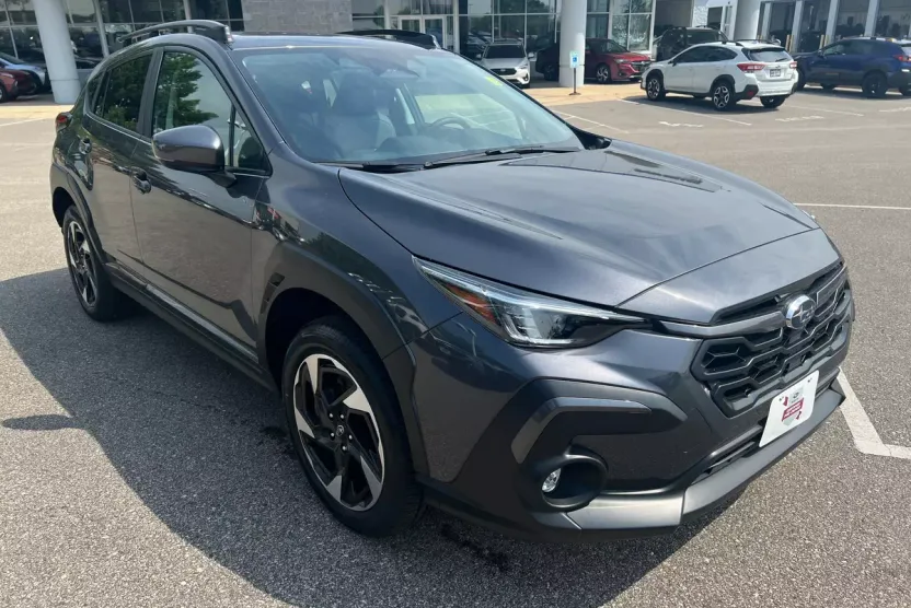 2024 Subaru Crosstrek Limited photo 1