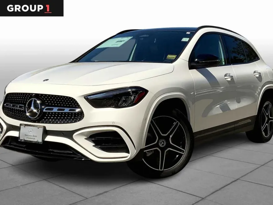 2026 Mercedes Benz GLA 250 4MATIC photo 1