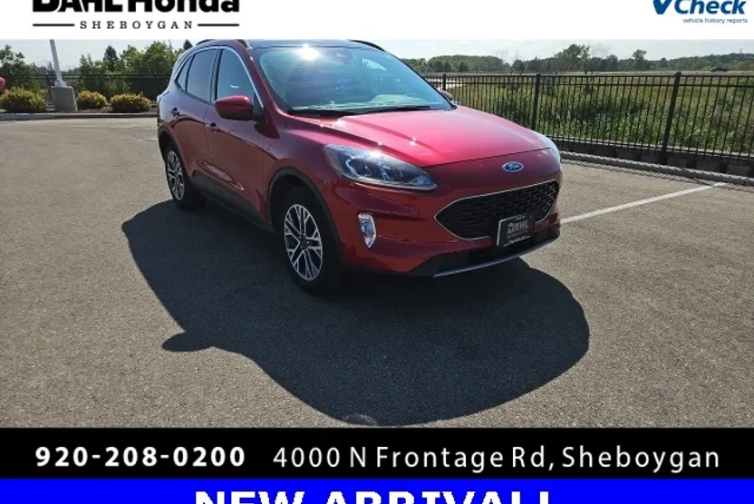 2020 Ford Escape SEL photo 1