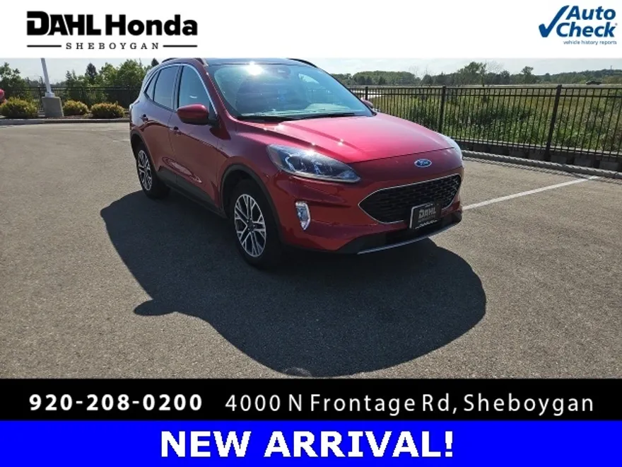 2020 Ford Escape SEL photo 1