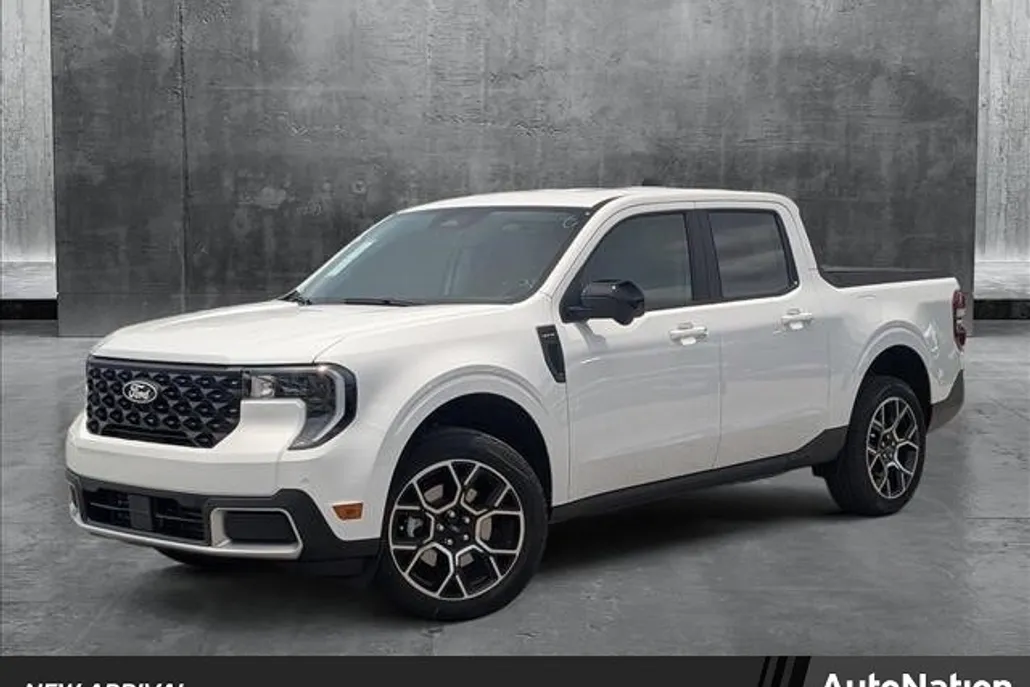 2025 Ford Maverick Lariat photo 1