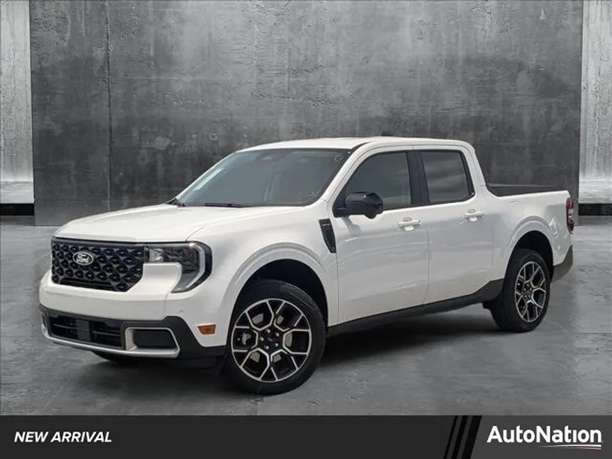 2025 Ford Maverick Lariat photo 1