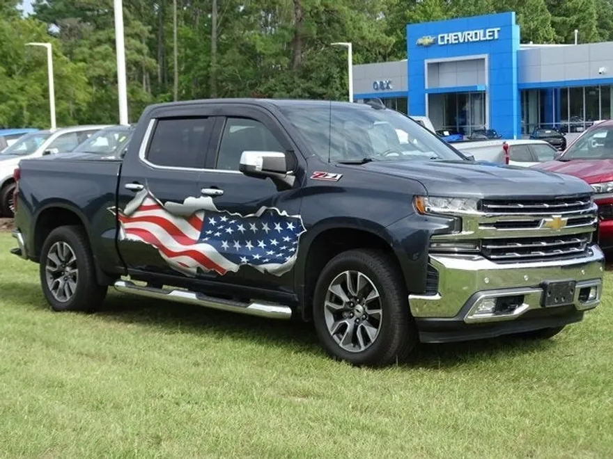 2020 Chevrolet Silverado 1500 LTZ photo 1