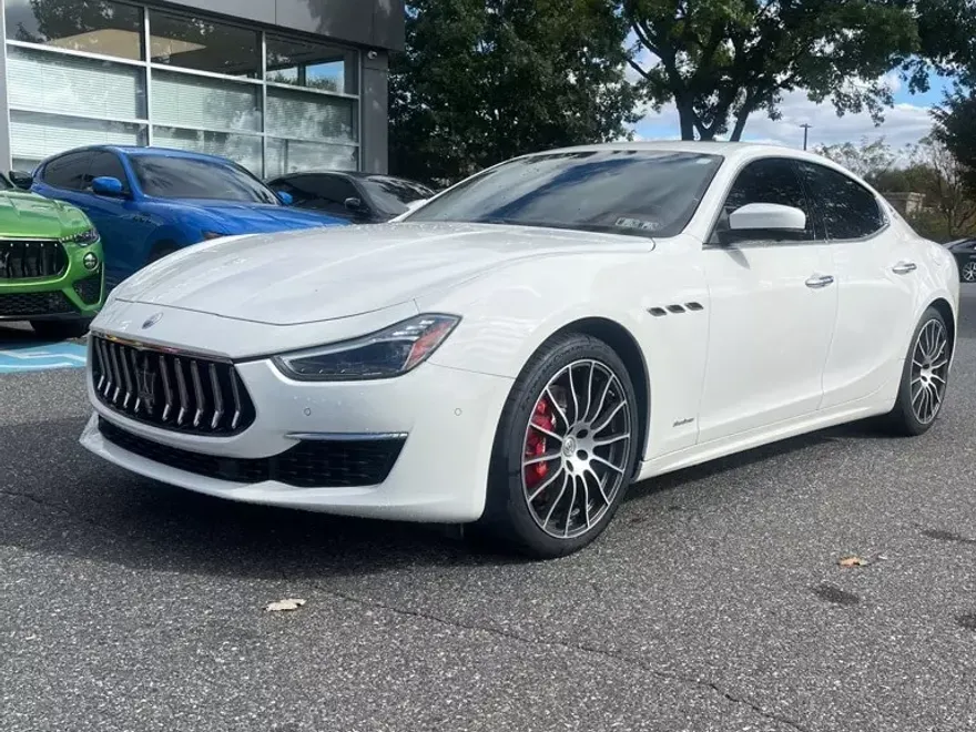 2021 Maserati Ghibli GranLusso photo 1