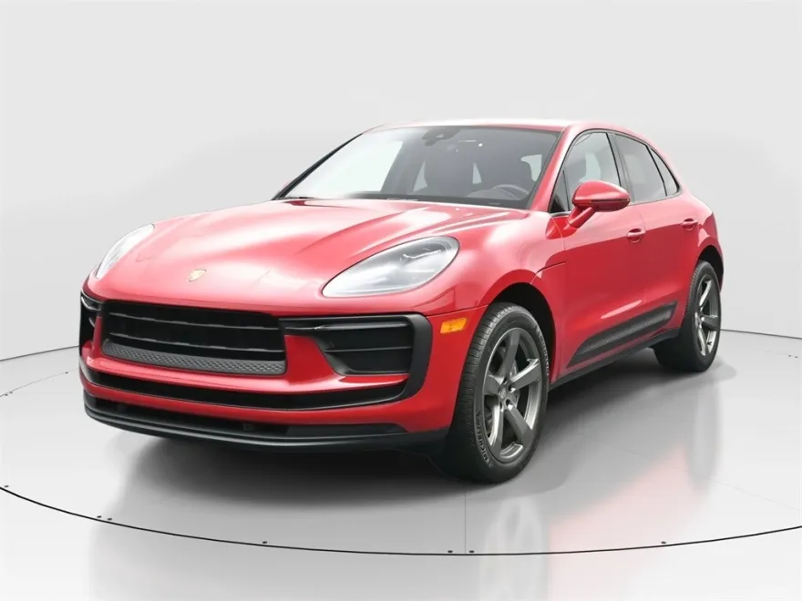 2022 Porsche Macan Base photo 1