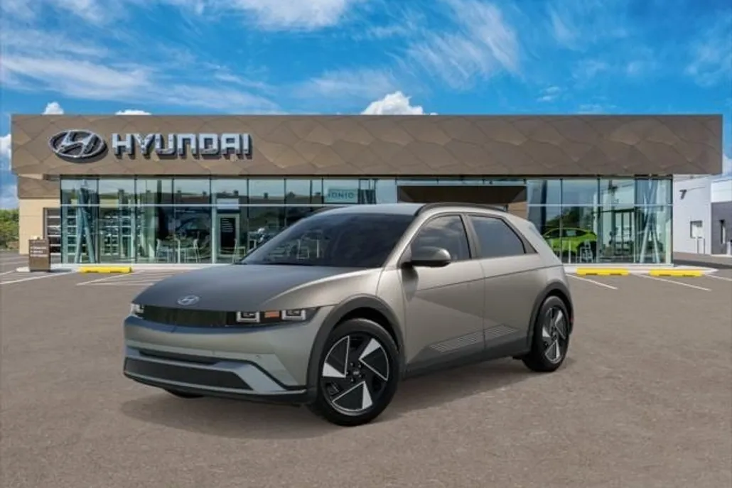 2025 Hyundai Ioniq 5 SEL photo 1