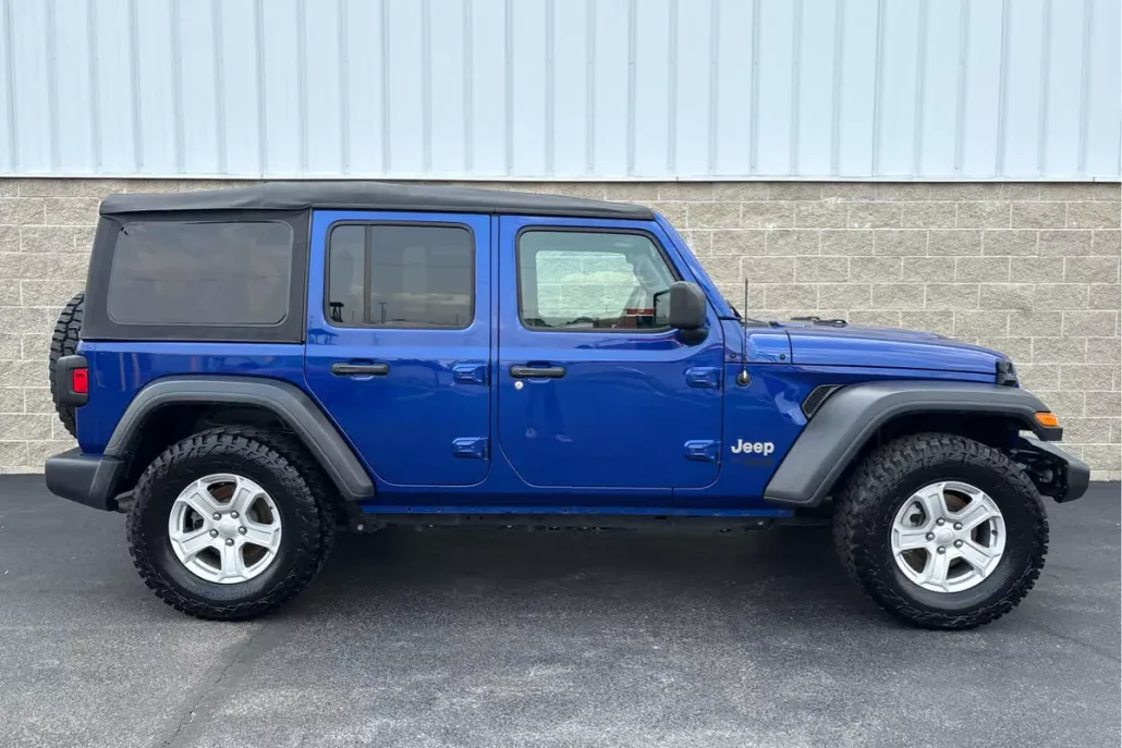 2019 Jeep Wrangler Unlimited Sport S photo 1