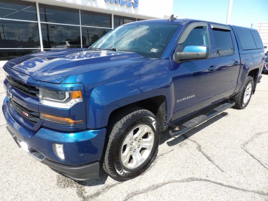 2016 Chevrolet Silverado 1500 LT photo 1