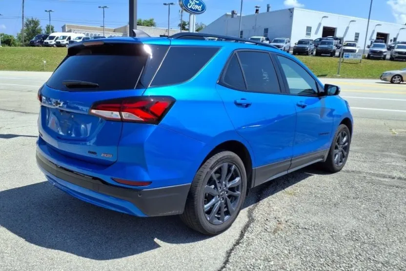 2024 Chevrolet Equinox RS photo 1