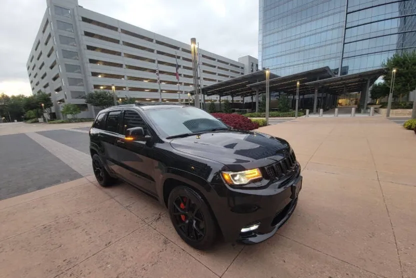 2021 Jeep Grand Cherokee SRT8 photo 1