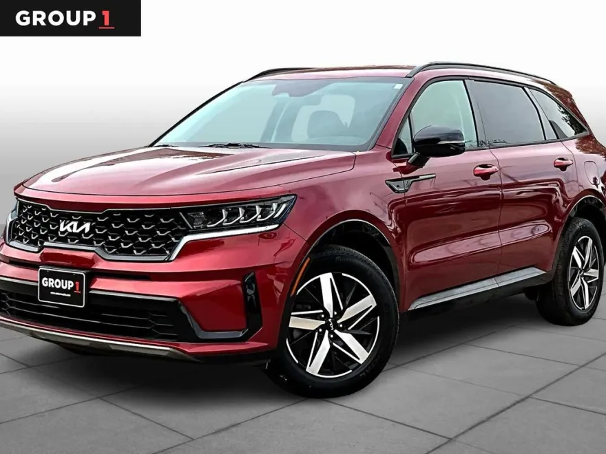 2022 Kia Sorento S photo 1