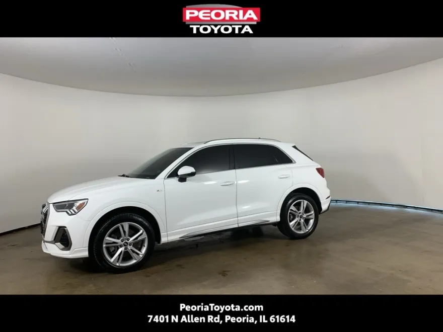2021 Audi Q3 S line Premium Plus photo 1
