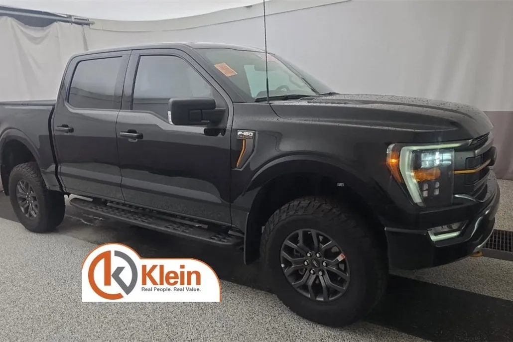 2022 Ford F-150 XL photo 1