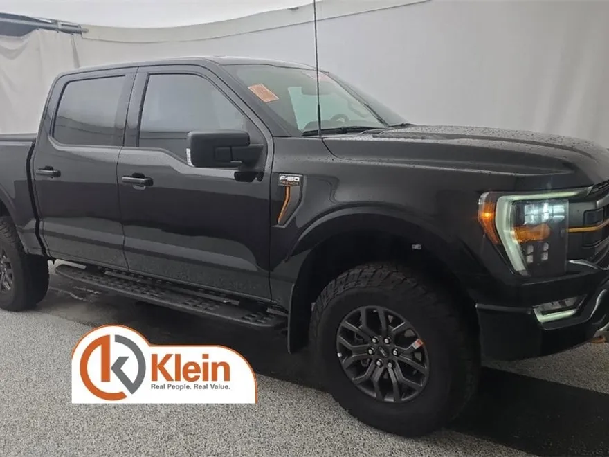 2022 Ford F-150 XL photo 1