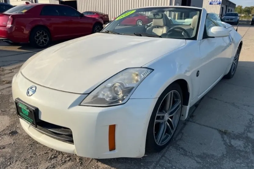 2007 Nissan 350Z Touring photo 1
