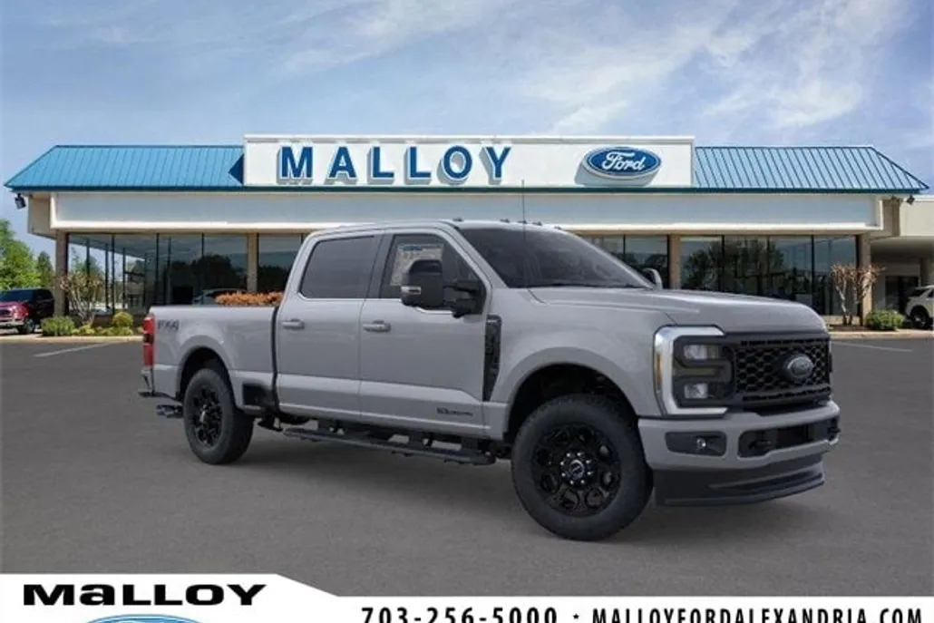2025 Ford F-350 Lariat photo 1