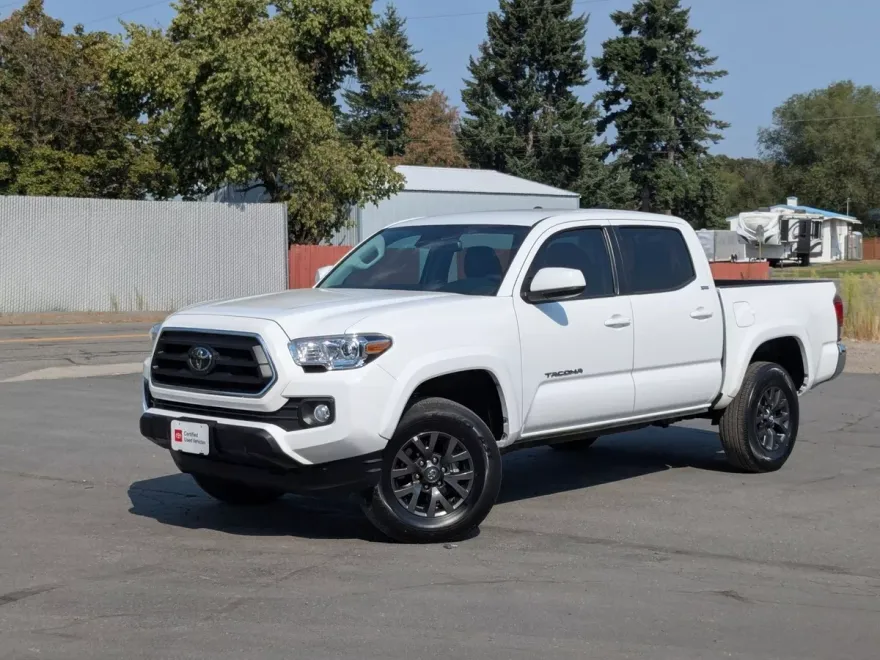 2022 Toyota Tacoma SR5 V6 photo 1