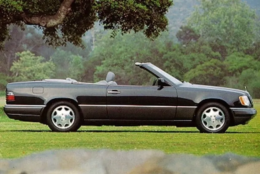 1995 Mercedes Benz E photo 1