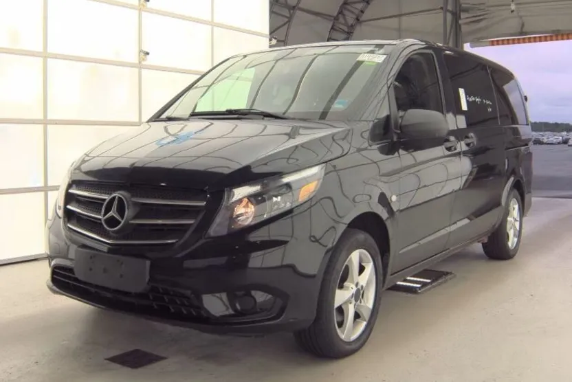2018 Mercedes Benz Metris photo 1
