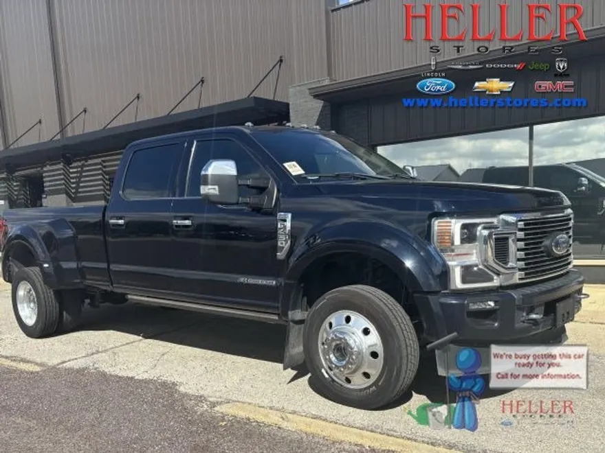 2022 Ford F-450 Platinum photo 1